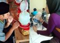 6 Cara Minum Ini Anti-mainstream, Bikin Geleng Kepala