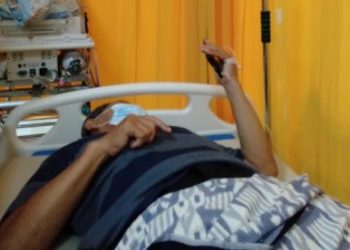 Kisah Dosen yang Tetap Mengajar Online Meski Sedang Terbaring di Rumah Sakit Usai Operasi