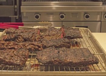 Restoran China Jadi Viral karena Deskripsi Menu yang Terlalu Jujur