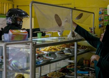 Viral Pelayan Warteg di Depok Disiram Pelanggan yang Ogah Bayar Makan