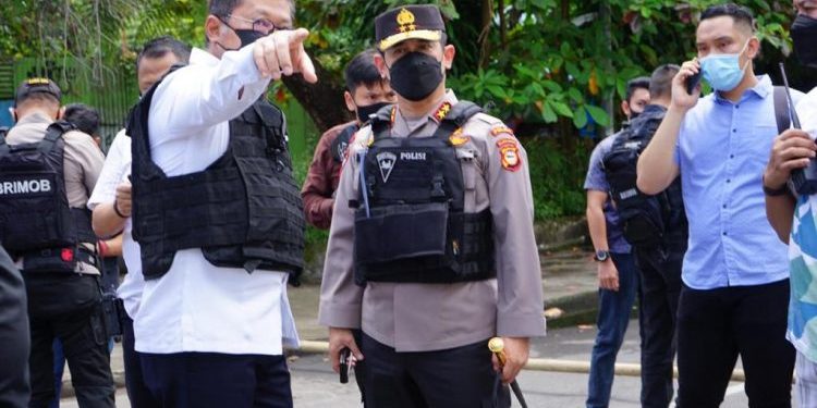 Kapolda : Bom Bunuh Diri di Gereja Katedral Makassar High Explosive