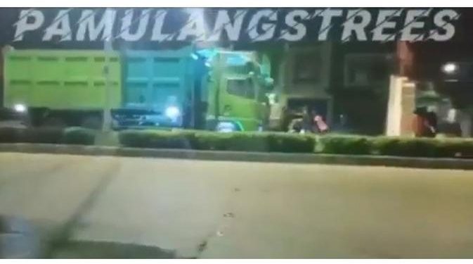 Demi Bikin Konten, Remaja 14 Tahun Ini Tewas Terlindas Truk