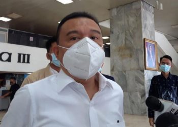 Gerindra Heran Qodari Dorong Jokowi-Prabowo Vs Kotak Kosong 2024