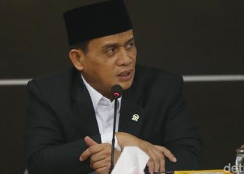 Jejak Romo Syafi’i: Doa Menohok Depan Jokowi, Kini Berseteru Versus Bobby