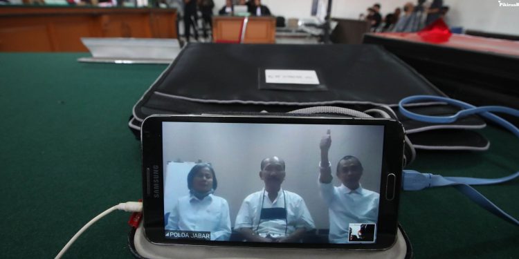 Petinggi Sunda Empire Diminta Jangan Buat Kerumunan Kalau Tidak Mau Asimilasi Rumahnya Dicabut