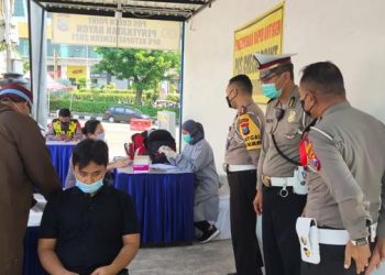 Cegah Penularan Covid-19, Polrestabes Surabaya Sediakan Swab Antigen Gratis