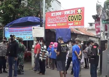17 Orang Positif Covid-19, Kampung di Gandaria Selatan Di-lockdown