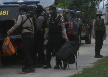 Densus 88 Tangkap 4 Terduga Teroris Jaringan JAD Jawa Barat