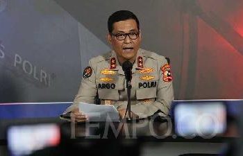 Polri Terjunkan 100 Personel Jaga 1 Posko PPKM di Madiun dan Bangkalan