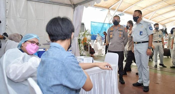 Perangi Covid-19, Jasa Raharja Gandeng Polri untuk Vaksinasi Masyarakat