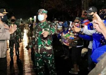 Malam-malam Kapolda dan Pangdam Pimpin Patroli Skala Besar di Semarang