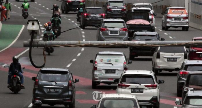 PPKM Darurat, Polisi Jaga Ketat Akses Keluar Masuk Jakarta, Ini Daftar 63 Titik Penyekatan