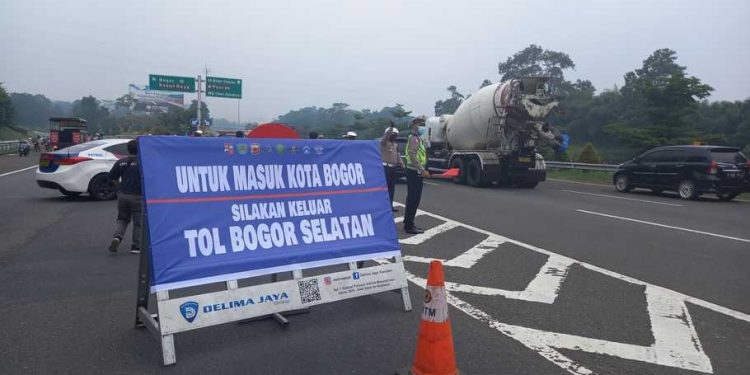 PPKM Darurat, Polri Bangun Pos Penyekatan di 4 Lokasi Jalan Tol Ibu Kota