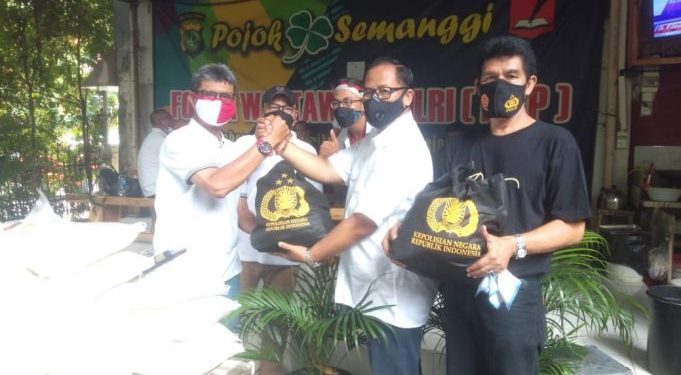HUT RI ke-76, ICPW Gandeng Polri Berbagi 1.000 Paket Sembako Untuk Awak Media