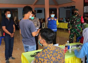 Bentuk Kekebalan Masyarakat Terhadap Covid-19, Polsek Gedangan Amankan Vaksinasi Di Desa Girimulyo