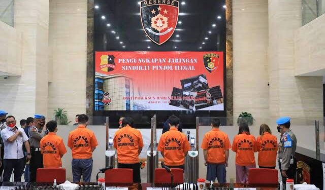 Bareskrim Polri Berhasil Amankan Uang Senilai 20,4 Miliar Terkait Transaksi Pinjaman Online Ilegal.