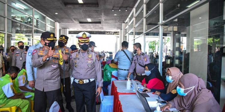 Cek Vaksinasi di Balikpapan, Kakorlantas Beberkan Tips Turunkan Level PPKM