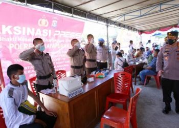 Dukung Pelaksanaan PON, Kapolri Akan Gencarkan Vaksinasi di Papua