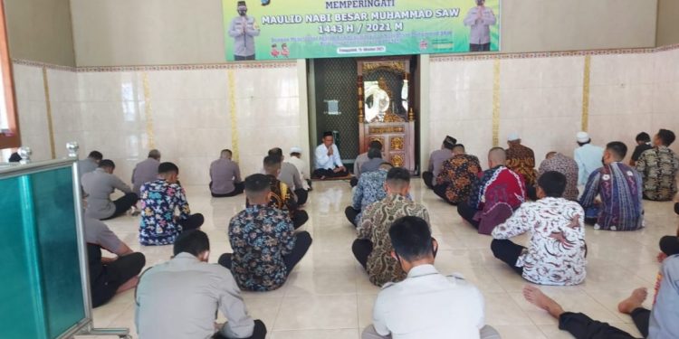 Polres Trenggalek Peringati Maulid Nabi Gelar Pengajian Hingga Doa Bersama