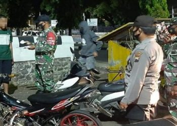 Tekan Penyebaran COVID-19, Tim Gabungan TNI – Polri Gelar Pendisiplinan Prokes