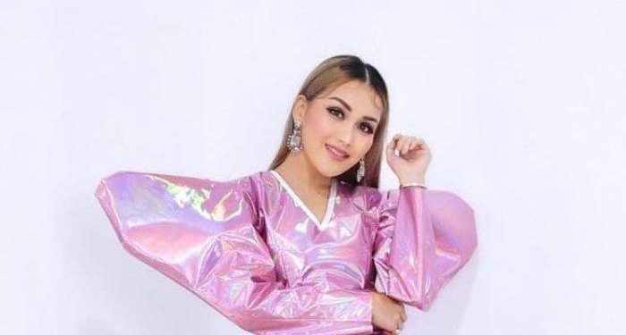 Bak Bungkam Para Haters, Ayu Ting Ting Sabet Penghargaan Artis Sukses Kategori Ini