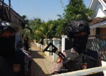 Densus 88 Tangkap Tiga Terduga Teroris JI di Jatim