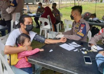 Jelang HUT KORPS Brimob Polri Ke-76, Satbrimob Polda Kepri Vaksinasi Massal Untuk Masyarakat
