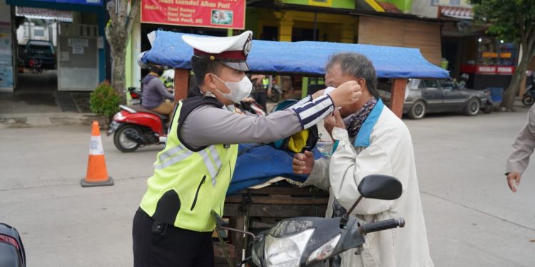 Melalui Operasi Yustisi Untuk Memutus Sebaran COVID-19