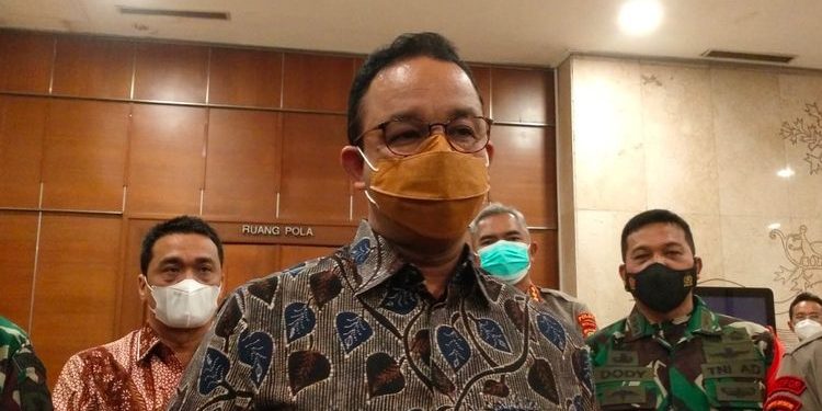 Warganet ‘Ngamuk’ Karena Anies Baswedan Beri Dana Hibah Rp 63 M untuk Istrinya