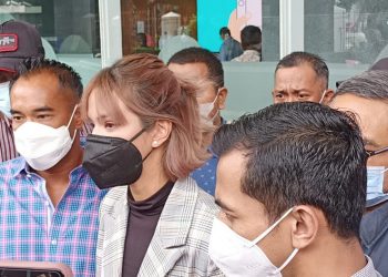 Tolak Tuntutan 12 Bulan Rehabilitasi, Nia Ramadhani: Atas Dasar Apa?