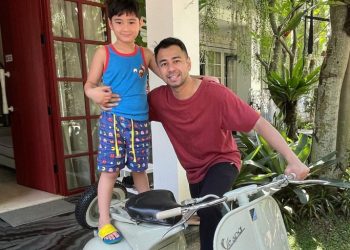 Tumbuh Menjadi Kakak Panutan Rayyanza, Ini Pesan Bijak Raffi Ahmad untuk Rafathar.
