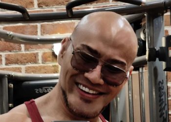 Stand Up Comedy, Deddy Corbuzier Bahas Pernikahan hingga Kontroversi Podcast