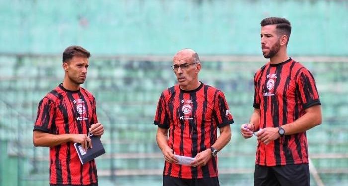 Arema FC Resmi Rekrut Dua Asisten Pelatih Asal Portugal