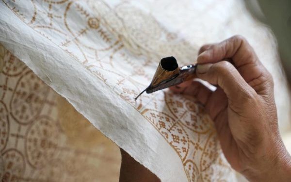 Selamat Hari Batik Nasional, Ini Cara Memperingatinya