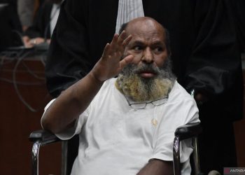 Ini Dia Profil Lukas Enembe, Eks Gubernur Papua yang Tutup Usia