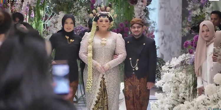 Fadil Jaidi Melepas Sahabat Sejatinya Clarissa Putri  yang Menikah dengan Sandro Fahdhipa
