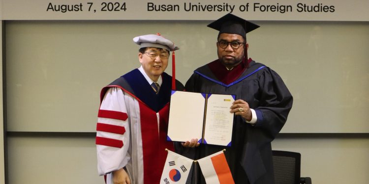 Dr. Ali Mochtar Ngabalin Mengukuhkan Moderasi Beragama di Tengah Keberagaman Indonesia