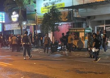 Kericuhan Warnai Aksi Aliansi Mahasiswa Papua (AMP) di Jalan Kusumanegara Yogyakarta