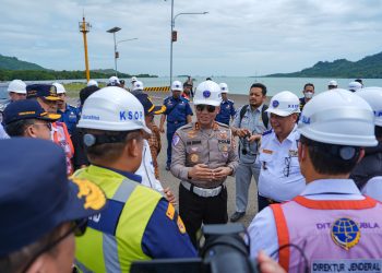 Wamenhub dan Kakorlantas Tinjau Kesiapan Jalur Penyeberangan Lampung untuk Hadapi Arus Mudik Nataru