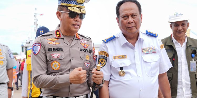 Wamenhub dan Kakorlantas Tinjau Persiapan Jalur Penyeberangan Jawa-Sumatera