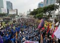 Tuntutan Demo #IndonesiaGelap