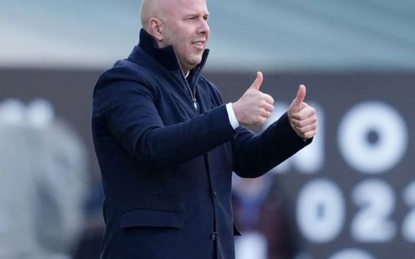 Kekalahan Menyakitkan Liverpool dari Plymouth Argyle, Manajer Arne Slot Kecewa Berat
