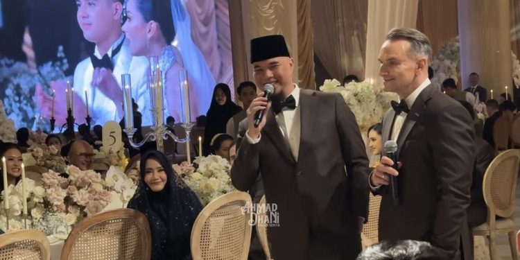 Ahmad Dhani Pujikan Maia Estianty