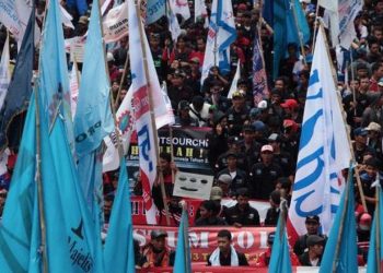 Demo Buruh Serentak 28 Agustus- "Hostum" di Jakarta Fokus Depan DPR