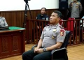 Kompol Cosmas Menangis Usai Dipecat-Sumpah Tak Berniat Mencelakai