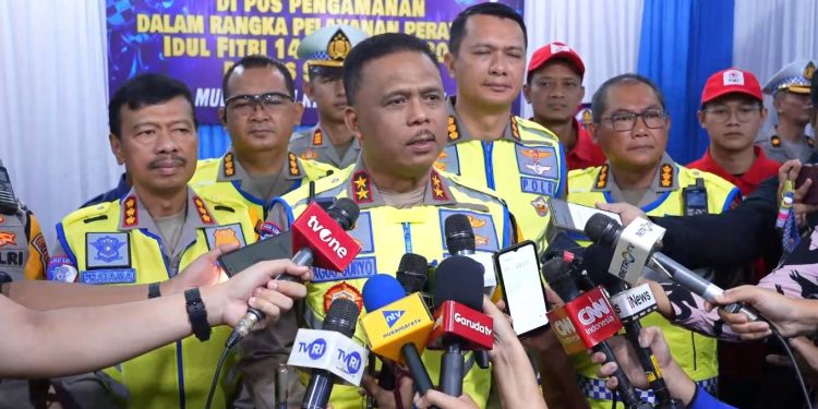Kakorlantas Polri Irjen Agus Suryonugroho Cabut One Way Nasional KM 414 Hingga KM 263 Siang Ini