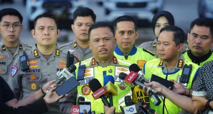 Kakorlantas Polri: One Way Nasional Dimulai Pukul 14.00 WIB dari Gerbang Tol Kalikangkung