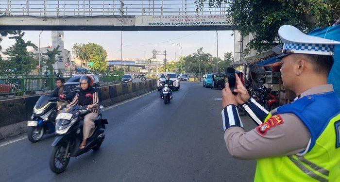 Tak Ada Celah Melanggar, Ditlantas Polda Metro Jaya Masifkan ETLE Handheld