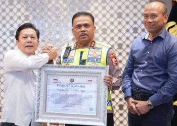Kakorlantas Polri Irjen Agus Suryonugroho Terima Presisi Award sebagai Ujung Tombak Mudik 2026
